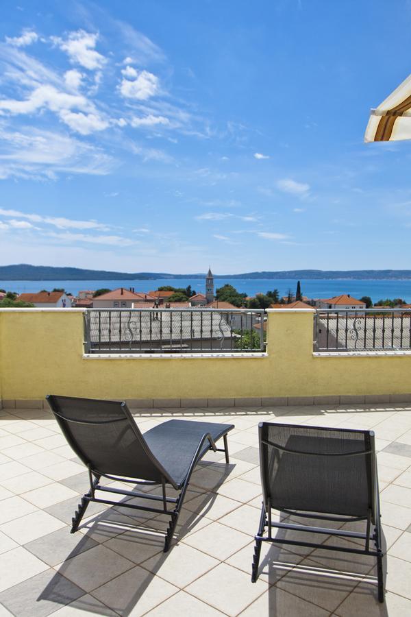 Apartment Noel Kastela Exterior photo